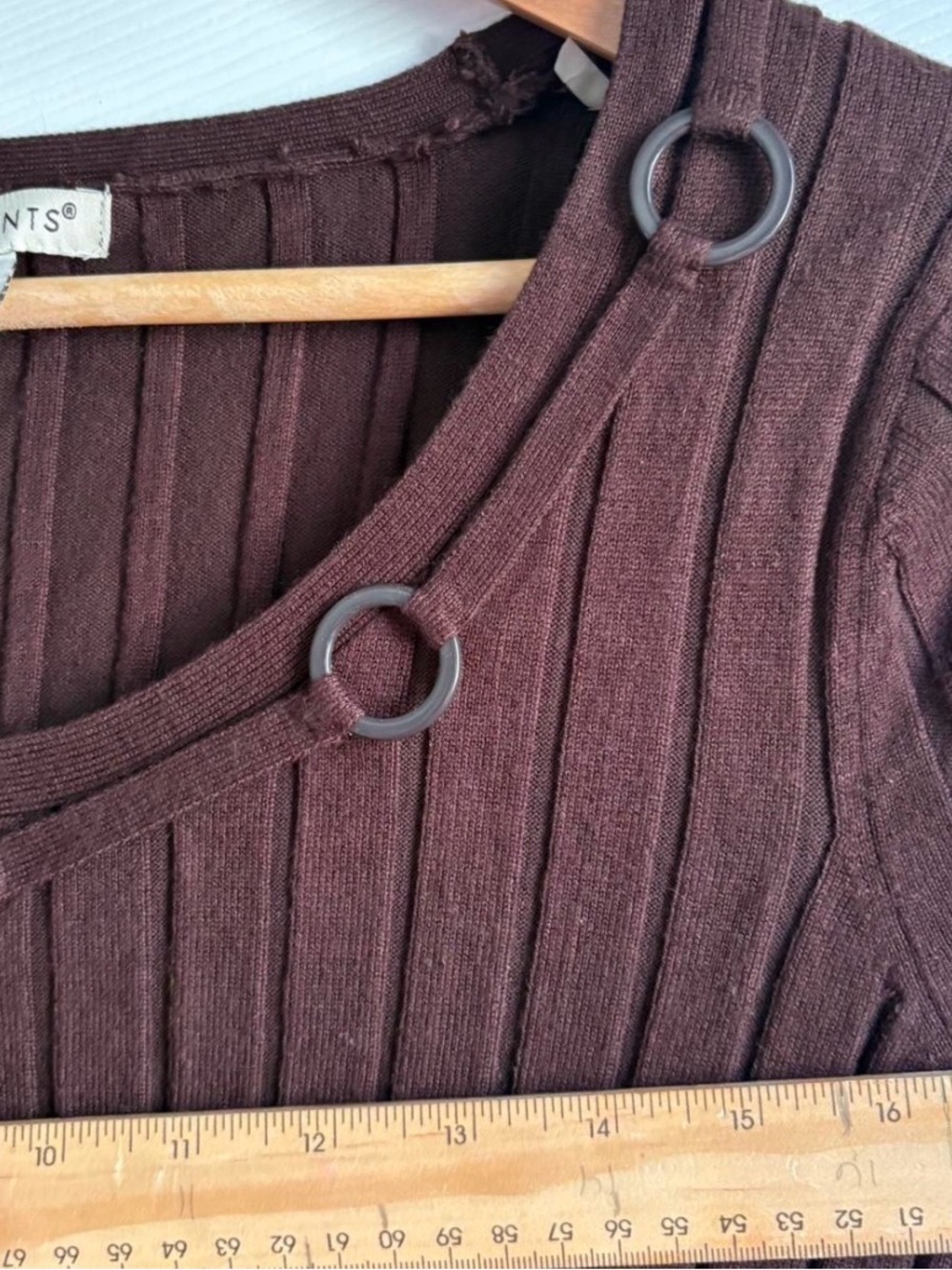 Y2K Brown Ribbed Fitted Shirt with Grommet Detail - Picture 5 of 6